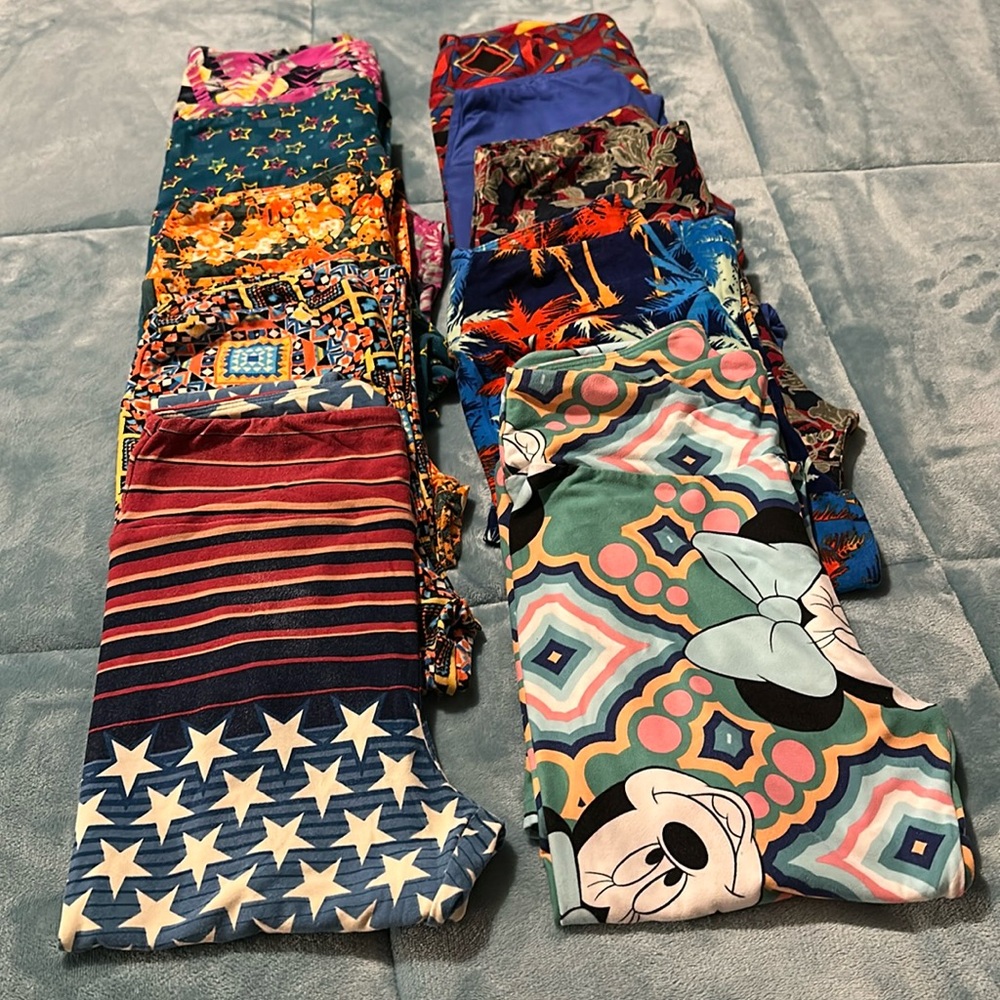 LuLaRoe 10 pair One size leggings multi patterns very gently used $30 for all